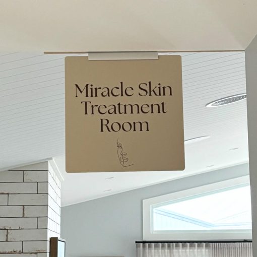 Çift Taraflı Akrilik Koridor Tabelası | Klinik, Salon ve Stüdyolar İçin - Görsel 2